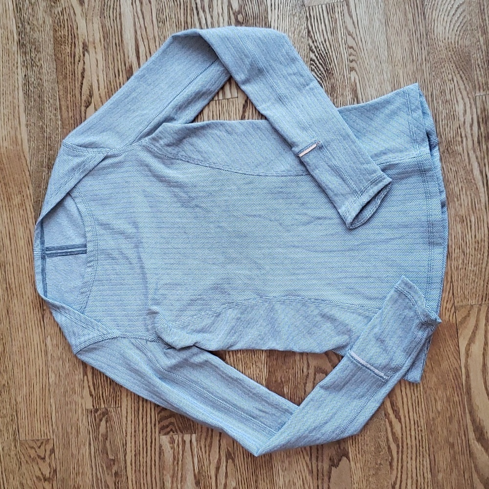 (4) Lululemon Athletica Fitted Cozy Activewear Running Outdoor Athletic Workout